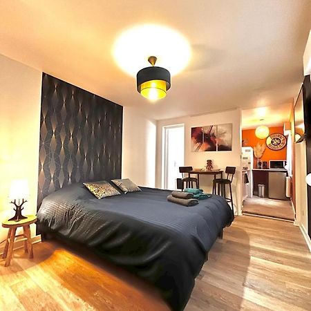 Charmant Studio En Plein Centre Ville De Chartres Apartment Exterior photo